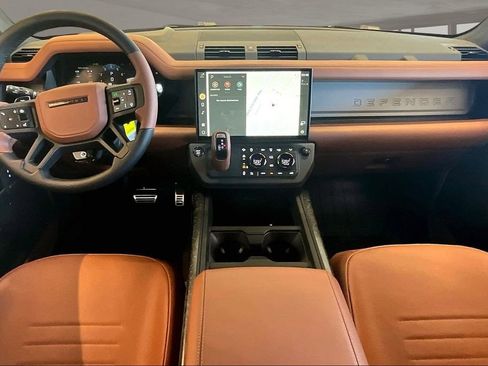 New 2026 Land Rover Defender 110 OCTA AWD/4WD image 5