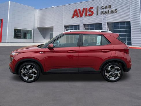 Used 2025 Hyundai Venue SEL FWD image 10