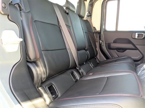 New 2026 Jeep Gladiator Rubicon w/ Safety Group image 31