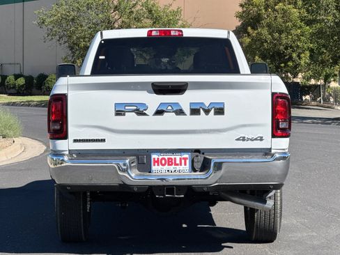 New 2026 RAM 3500 Big Horn AWD/4WD image 4