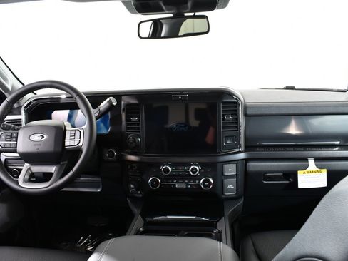 New 2026 Ford F350 Lariat w/ Black Appearance Package image 7