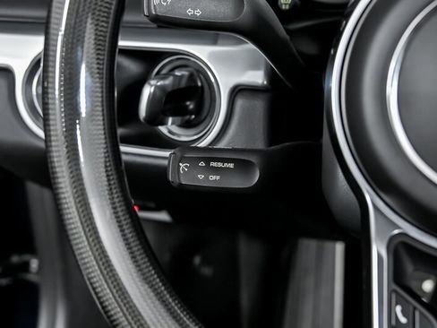 Used 2018 Porsche 718 Boxster S RWD image 25