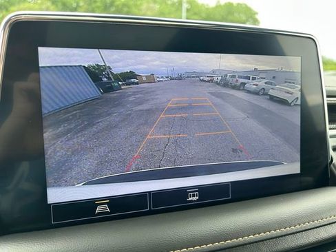 Used 2021 GMC Yukon AT4 w/ LPO, Illumination Package AWD/4WD image 29