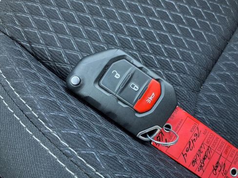 Certified 2021 Jeep Wrangler Sport image 16