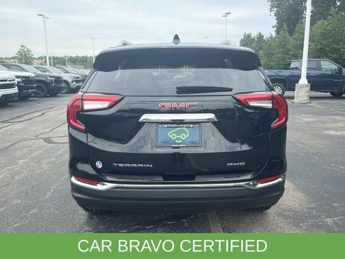 Certified 2022 GMC Terrain SLT w/ Infotainment Package II AWD/4WD image 33