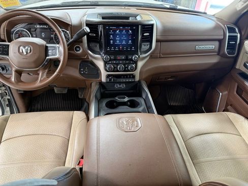 Used 2021 RAM 2500 Laramie AWD/4WD image 2