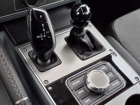 Used 2025 INEOS Grenadier image 20