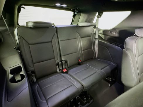 Used 2024 GMC Yukon Denali w/ Denali Reserve Package AWD/4WD image 30
