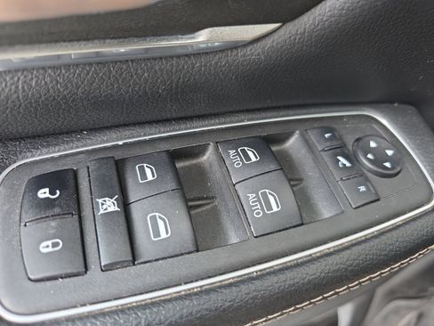 Used 2022 RAM 1500 Laramie w/ Sport Appearance Package AWD/4WD image 25