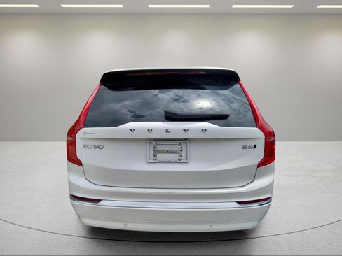 Used 2024 Volvo XC90 B6 Ultimate AWD/4WD image 6