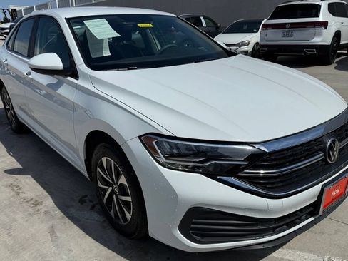 Used 2023 Volkswagen Jetta S FWD image 2