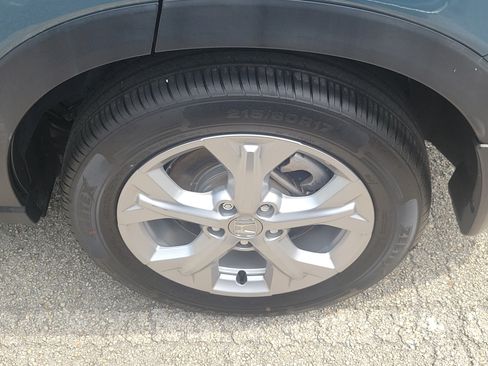 Used 2024 Honda HR-V LX image 7