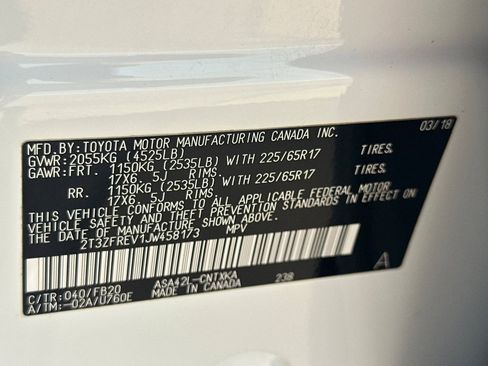 Used 2018 Toyota RAV4 LE w/ All Weather Liner Package FWD image 33