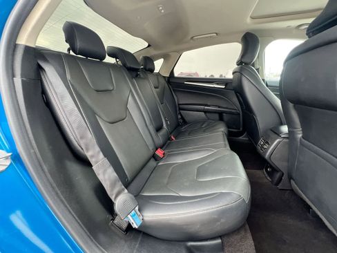 Used 2019 Ford Fusion Energi Titanium FWD image 20