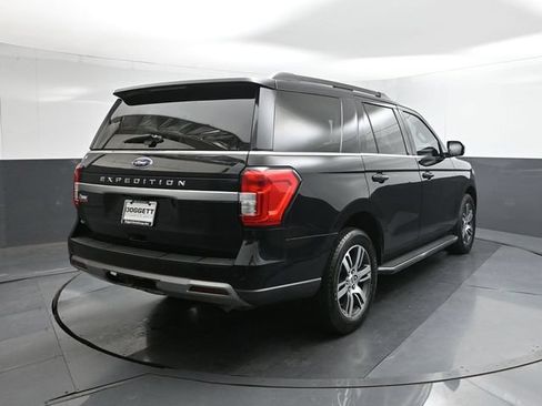 Used 2023 Ford Expedition XLT RWD image 8