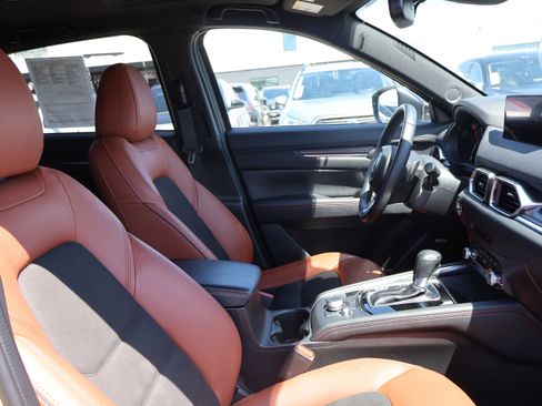 Used 2024 MAZDA CX-5 Carbon Edition AWD/4WD image 7