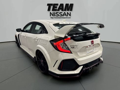 Used 2019 Honda Civic Type R image 4