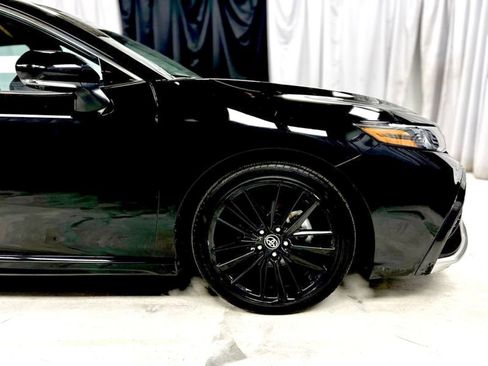 Used 2023 Toyota Camry XSE image 13