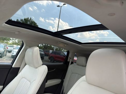 Certified 2023 Lincoln Nautilus Black Label AWD/4WD image 28