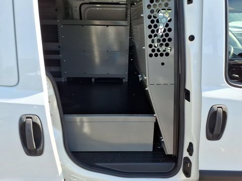 Used 2019 RAM ProMaster City Tradesman SLT FWD image 15