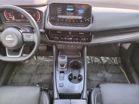 Certified 2023 Nissan Rogue Platinum w/ Platinum Premium Package FWD image 15