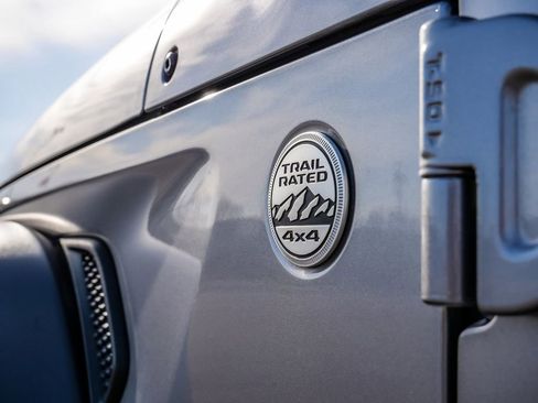 Used 2019 Jeep Wrangler Unlimited Sport S image 29