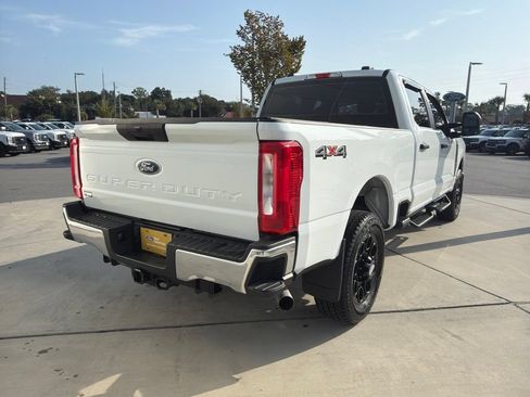 Used 2024 Ford F250 XL w/ XL Driver Assist Package AWD/4WD image 8