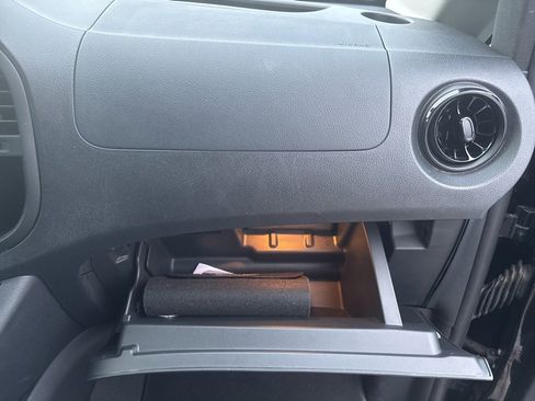 Used 2023 Mercedes-Benz Metris Passenger image 28