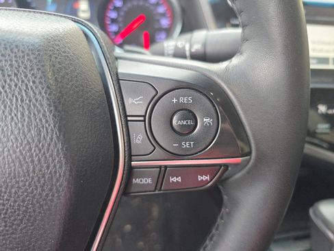 Used 2018 Toyota Camry XSE image 23