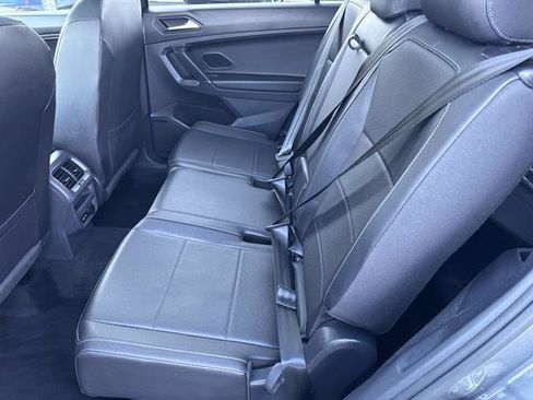 Used 2020 Volkswagen Tiguan SEL w/ 3rd Row Seat Package image 16