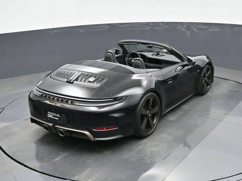Certified 2026 Porsche 911 GTS RWD image 30