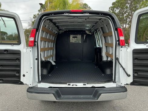 Used 2024 Chevrolet Express 2500 w/ Driver Convenience Package image 21