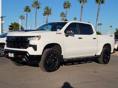 Used 2023 Chevrolet Silverado 1500 LT Trail Boss w/ Protection Package image 32