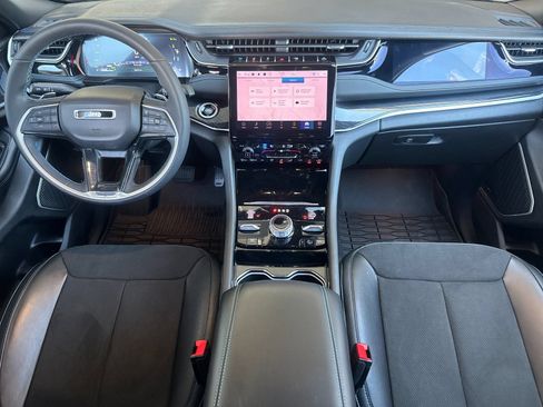 Used 2023 Jeep Grand Cherokee Trailhawk w/ Advanced Protech Group II AWD/4WD image 15