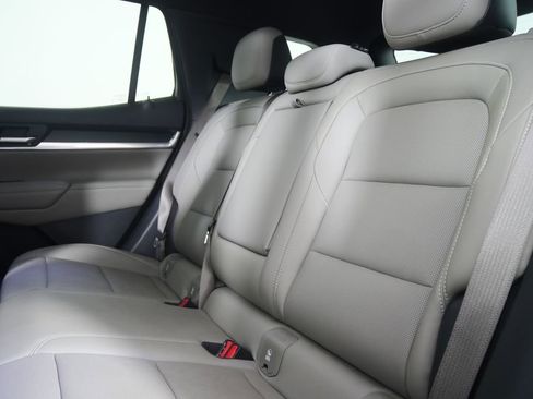 Used 2025 GMC Terrain Elevation w/ Elevation Premium Package AWD/4WD image 16