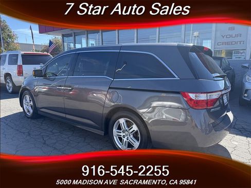 Used 2013 Honda Odyssey Touring image 4