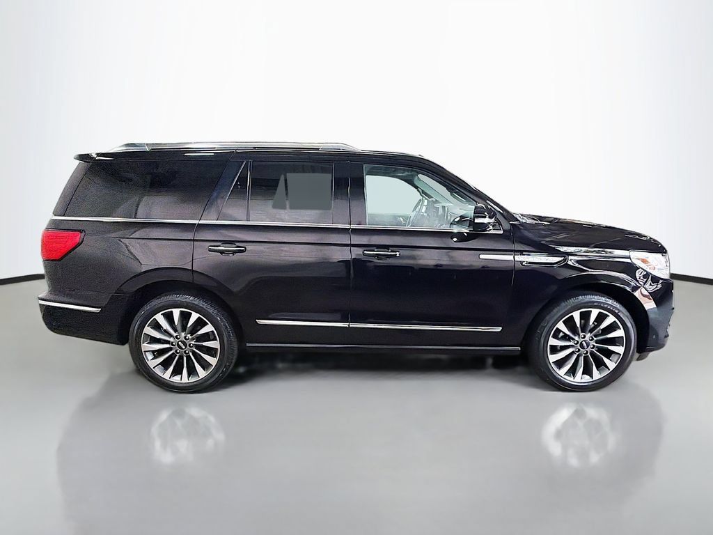 Used 2021 Lincoln Navigator Reserve AWD/4WD image 10