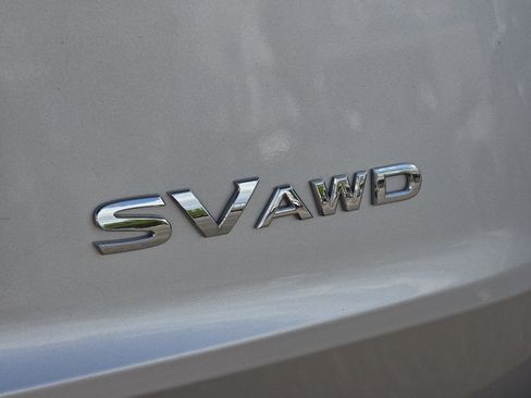 Used 2023 Nissan Rogue SV AWD/4WD image 15