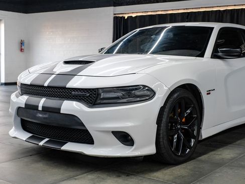 Used 2020 Dodge Charger R/T w/ Blacktop Package image 5