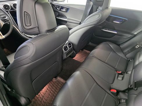 Used 2025 Mercedes-Benz C 300 Sedan image 15