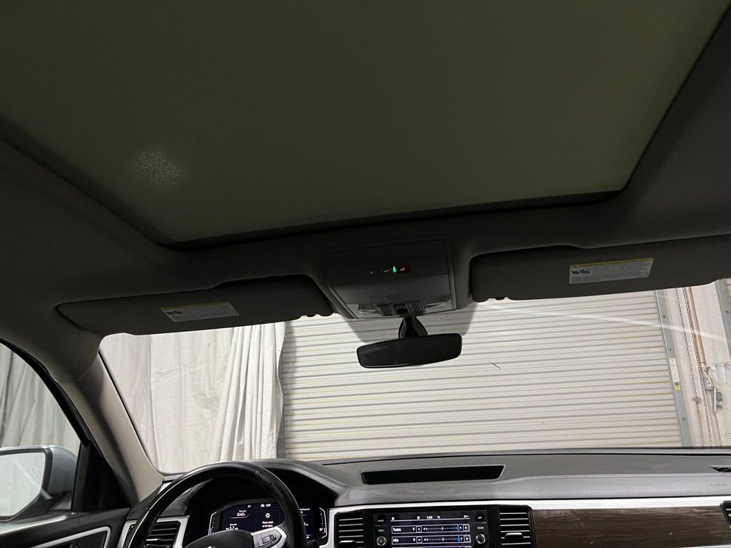 Used 2022 Volkswagen Atlas SE FWD image 15