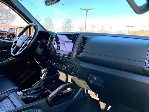 Used 2022 Nissan Frontier PRO-4X w/ Pro-4X Premium Package image 21