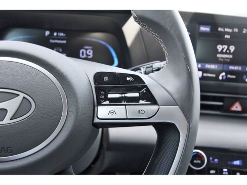 Certified 2025 Hyundai Elantra Sport FWD image 19