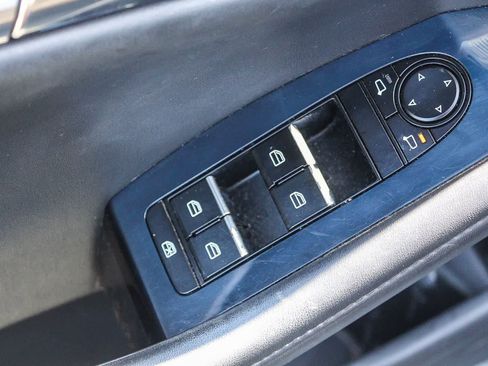 Used 2020 MAZDA MAZDA3 AWD Sedan w/ Preferred Package image 28