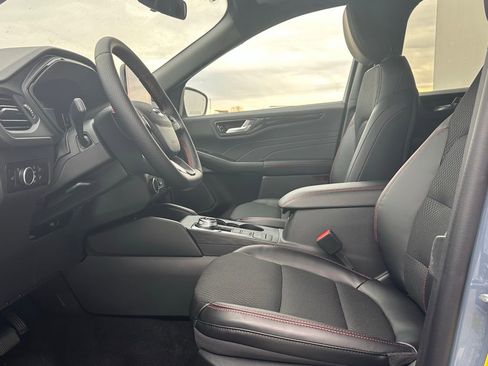 New 2026 Ford Escape ST-Line w/ Cold Weather Package image 9