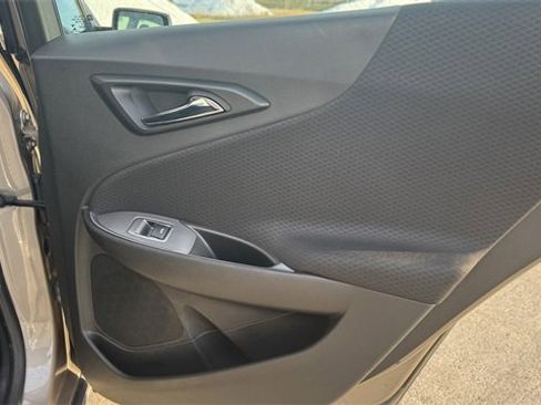 Used 2024 Chevrolet Malibu LT image 11