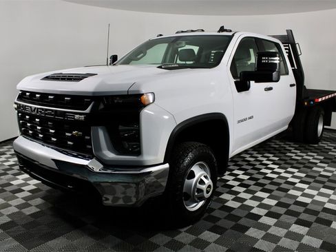 Used 2022 Chevrolet Silverado 3500 W/T w/ WT Fleet Convenience Package image 4