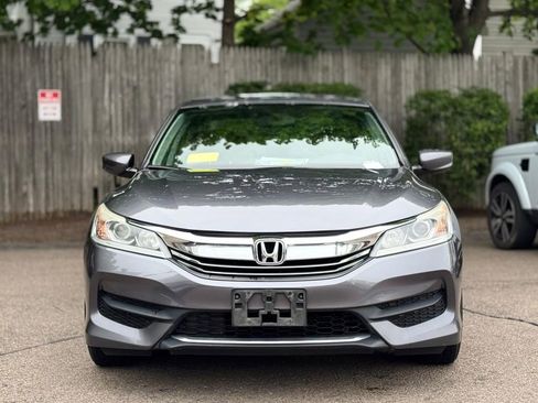 Used 2016 Honda Accord LX image 9