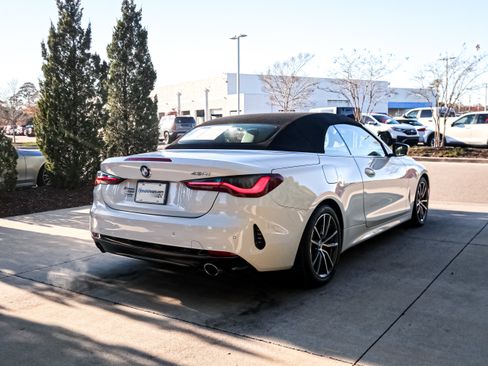 Used 2024 BMW 430i Convertible w/ Convenience Package image 10