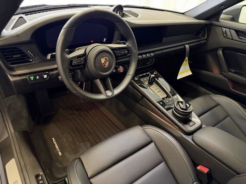 New 2026 Porsche 911 Carrera image 4